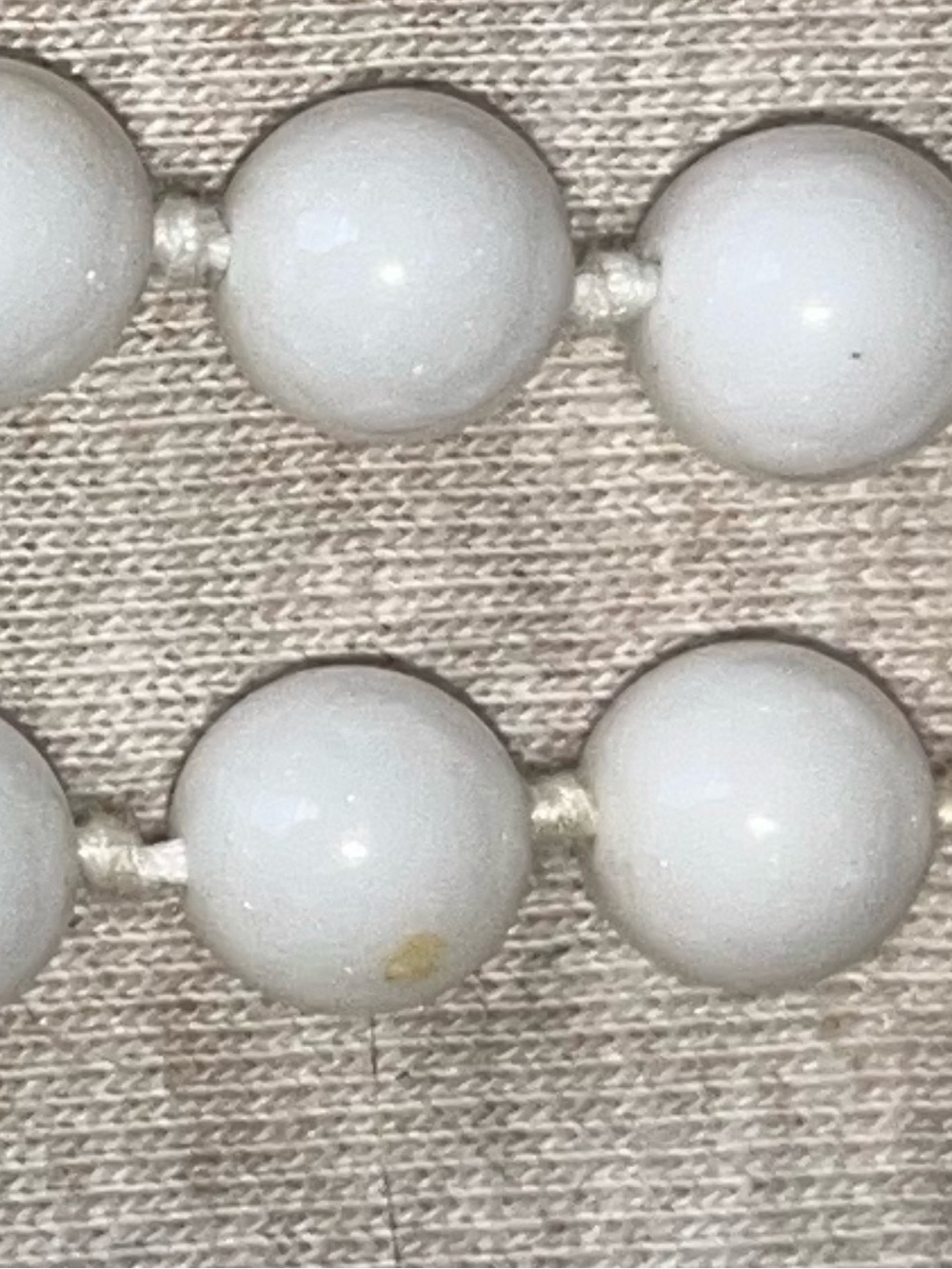 Classic White Agate Bead Necklace - Picture 5 of 6